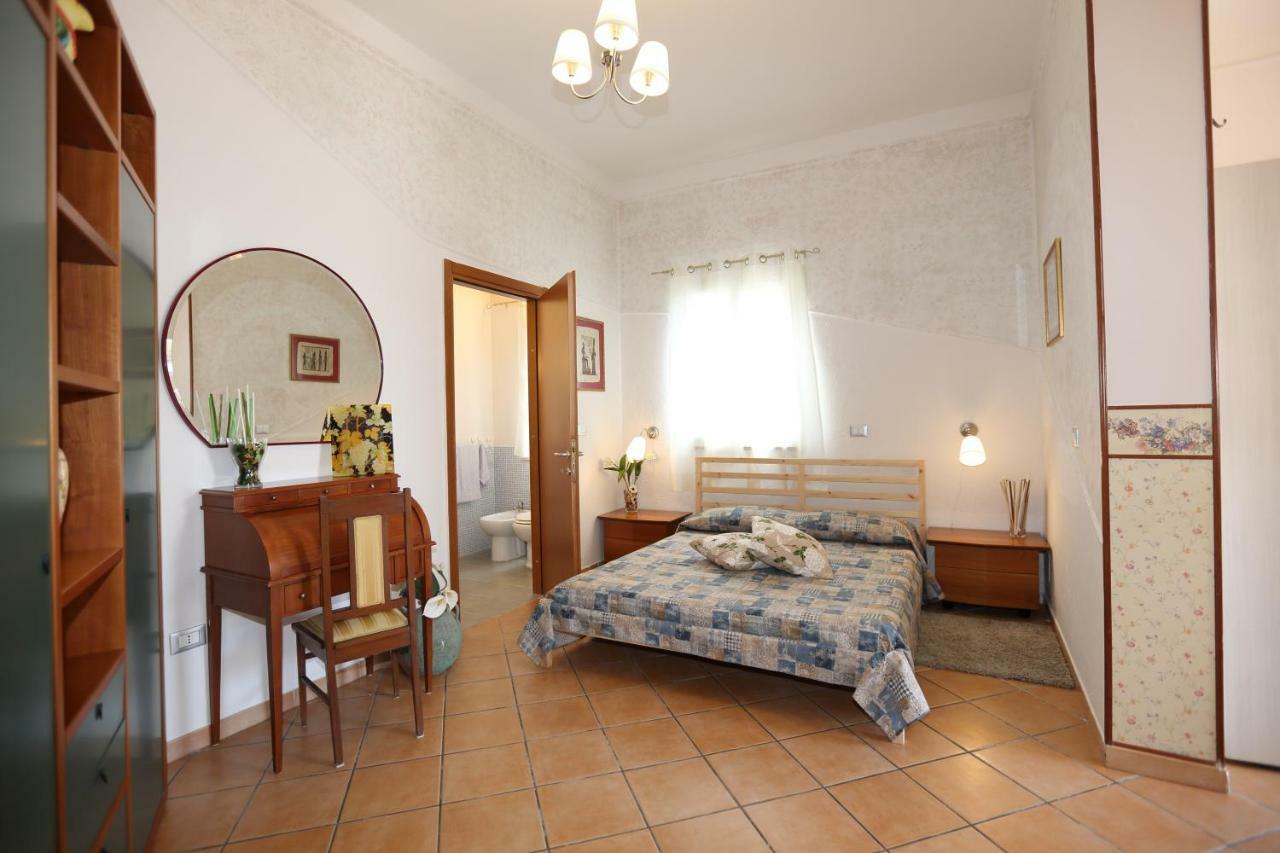 Casa Vacanze Ninfa 아볼라 외부 사진