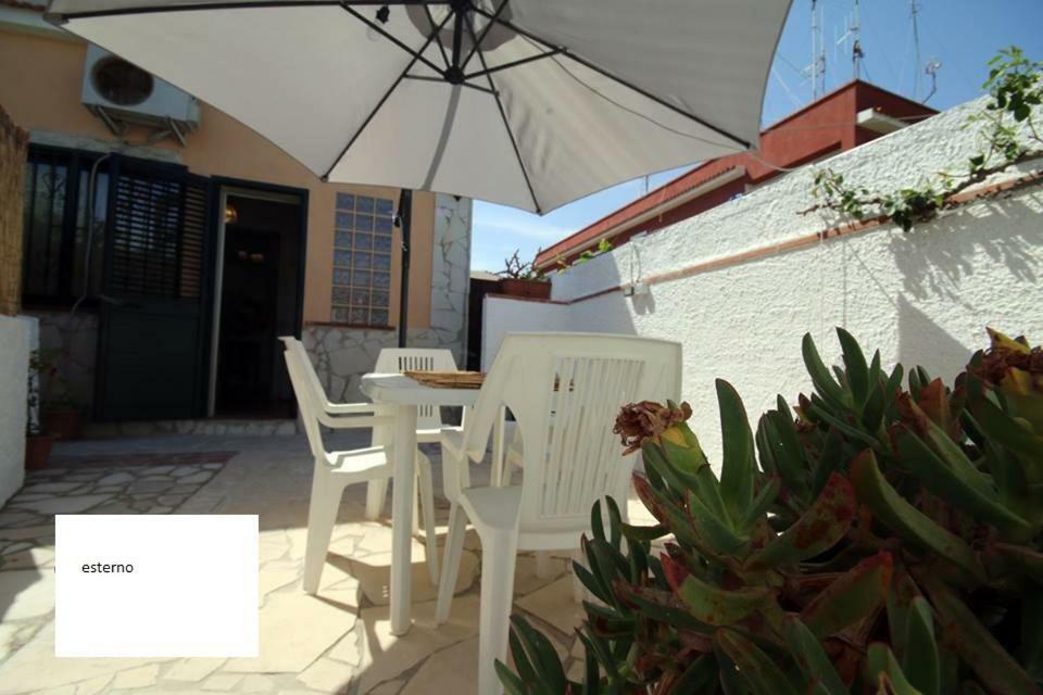 Casa Vacanze Ninfa 아볼라 외부 사진